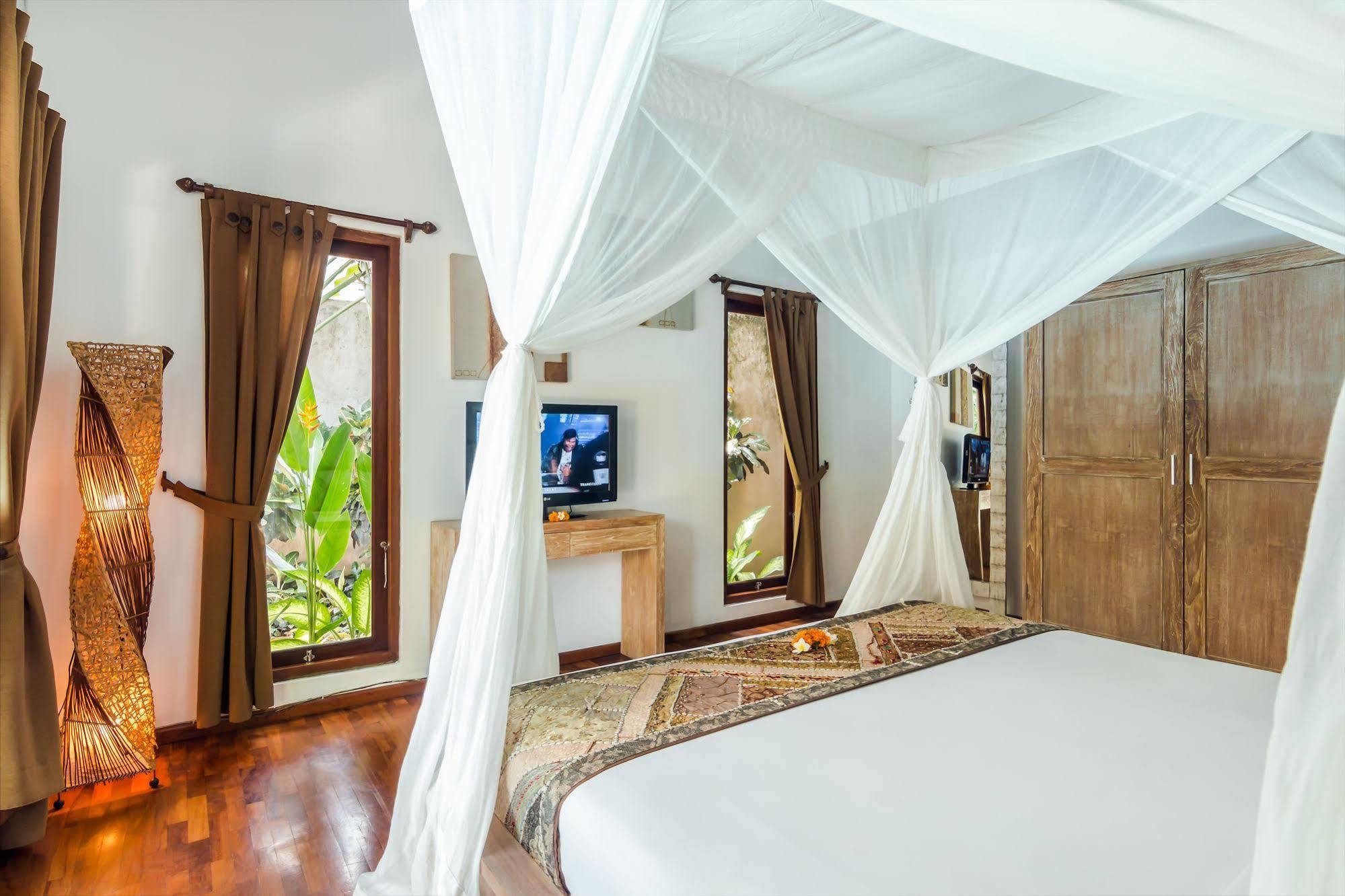 Villa Bisi เซมินยัค ภายนอก รูปภาพ