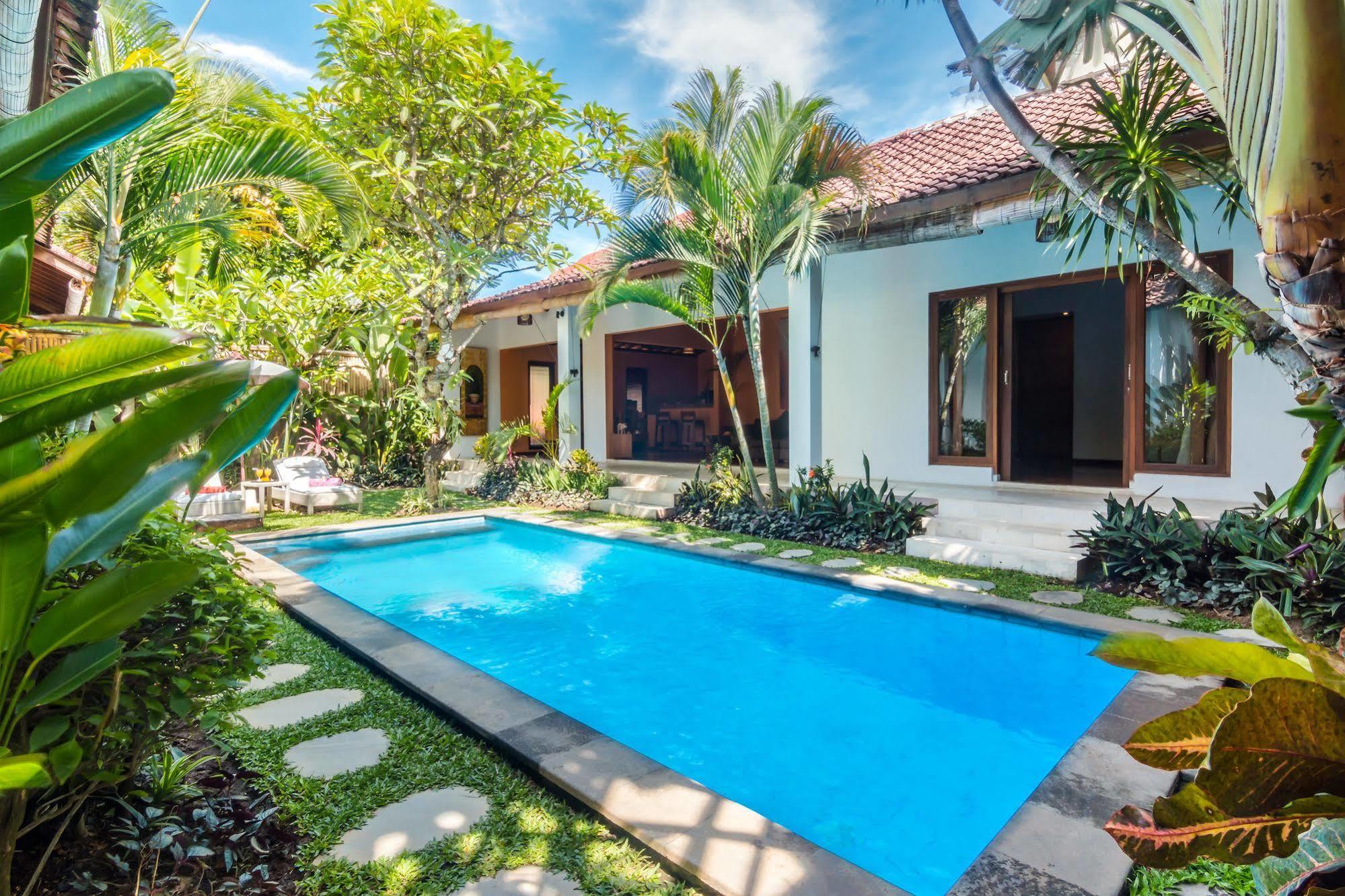 Villa Bisi เซมินยัค ภายนอก รูปภาพ